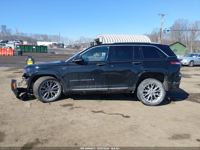 Jeep Grand Cherokee Summit