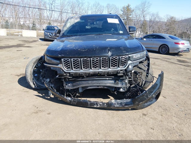 Jeep Grand Cherokee Summit