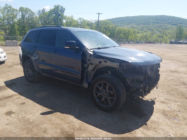 Salvage Jeep Grand Cherokee Image