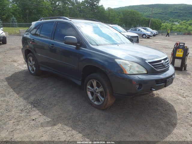 Salvage Lexus RX Image
