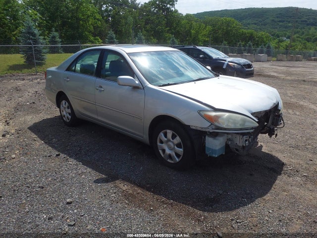 Salvage Toyota Camry Image