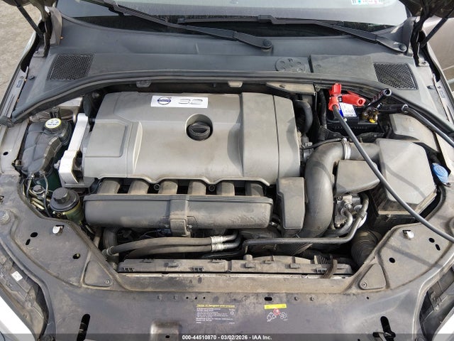 Volvo XC70 3.2