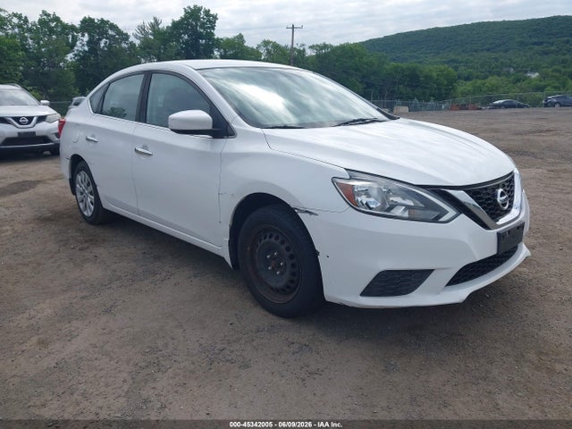 Salvage Nissan Sentra Image