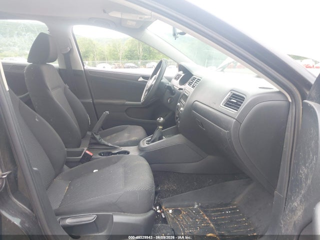 Volkswagen Jetta 2.0l S