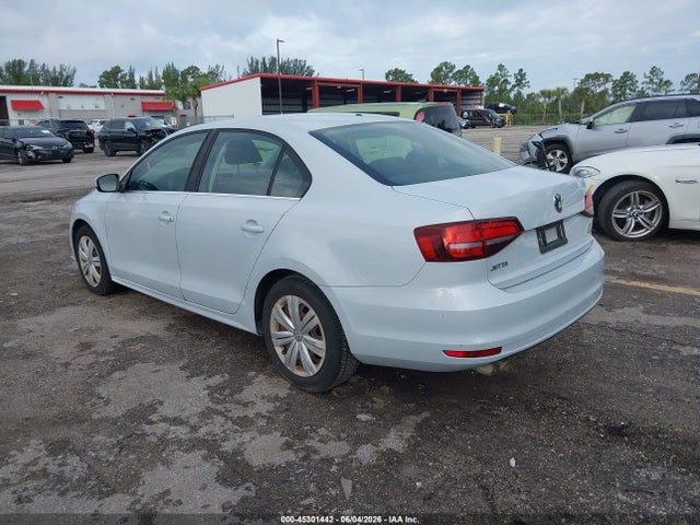Volkswagen Jetta 1.4t S