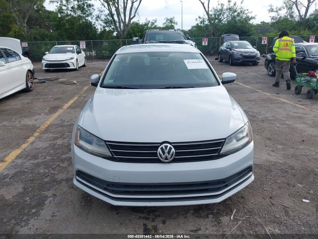 Volkswagen Jetta 1.4t S