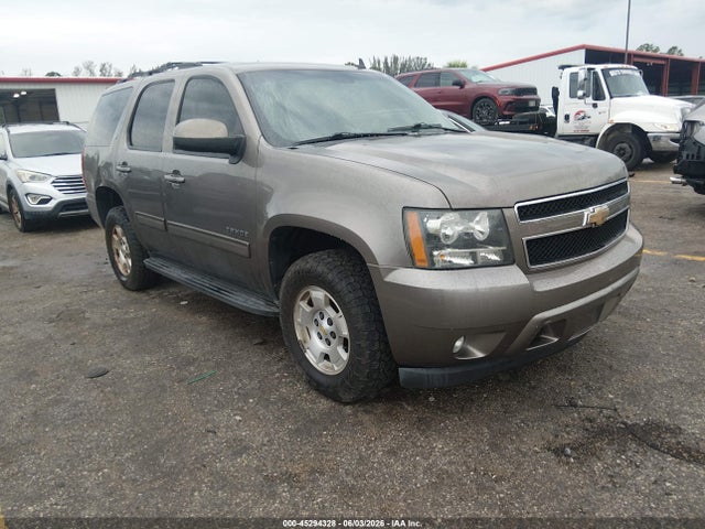 Salvage Chevrolet Tahoe Image