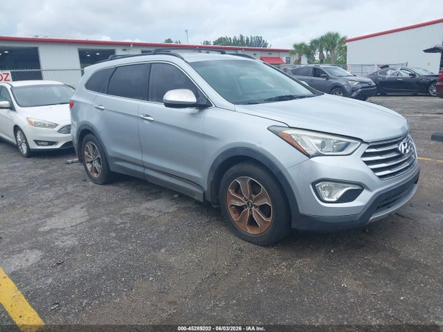 Salvage Hyundai SANTA FE Image