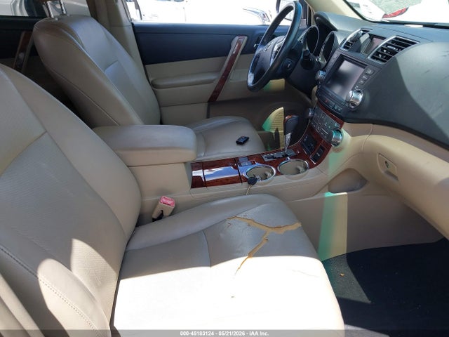 Toyota Highlander Limited V6