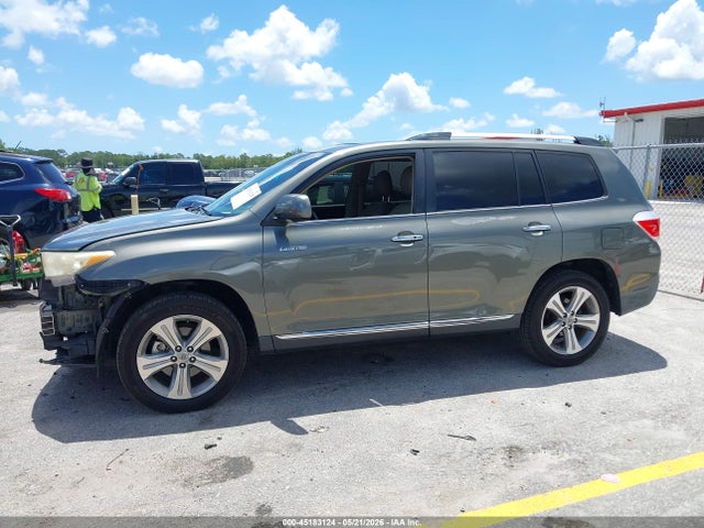 Toyota Highlander Limited V6