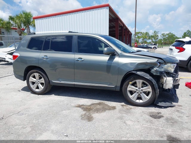Toyota Highlander Limited V6