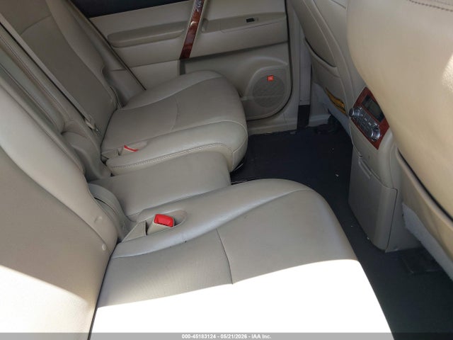 Toyota Highlander Limited V6