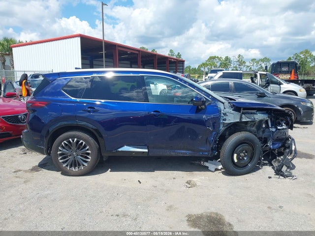 Nissan Rogue Platinum