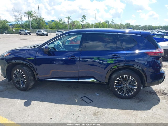 Nissan Rogue Platinum