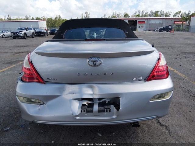 Toyota Camry Sle