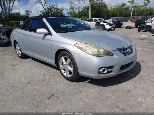 Salvage Toyota Camry Image