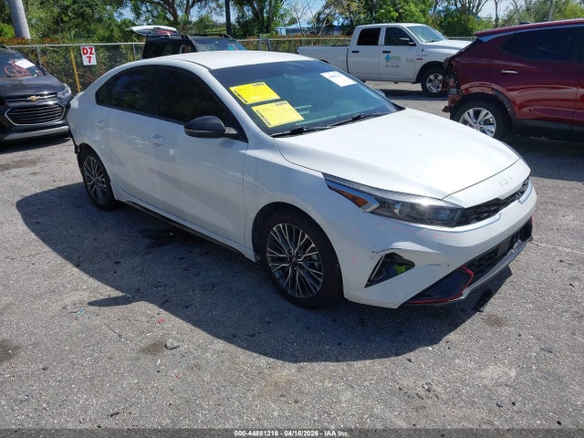 Salvage Kia Forte Image