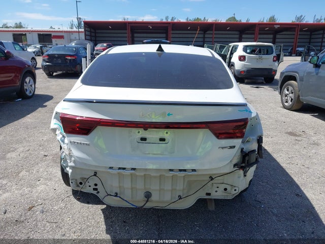 Kia Forte Gt-line