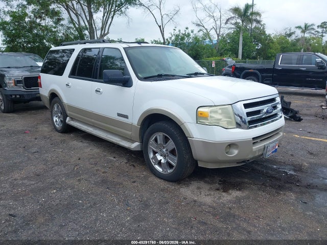 Salvage Ford Expedition Image