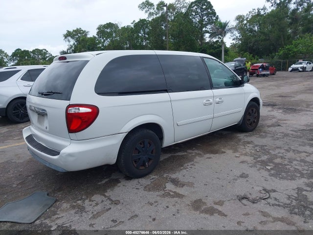 Chrysler Town & Country Lx