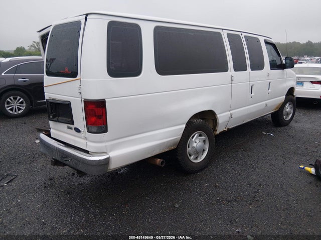 Ford E-350 Xlt