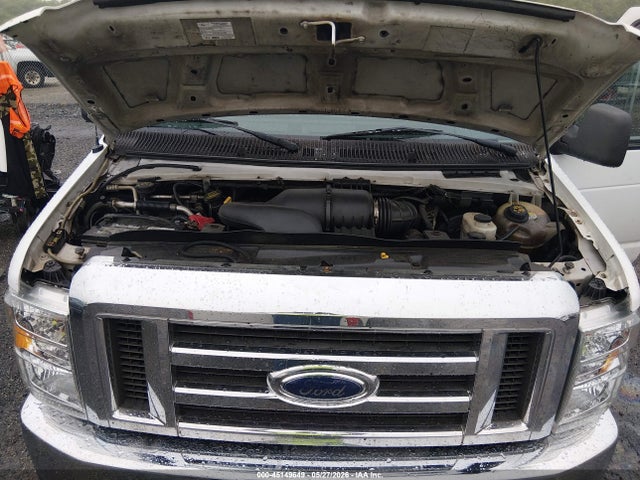 Ford E-350 Xlt