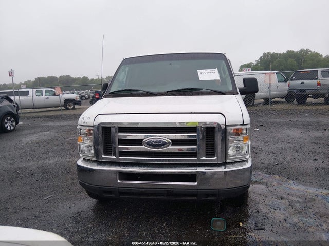 Ford E-350 Xlt