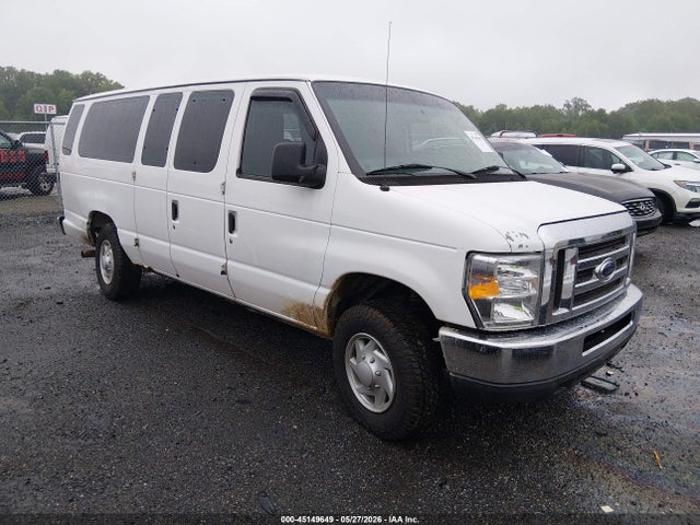 Salvage Ford E-350 Image
