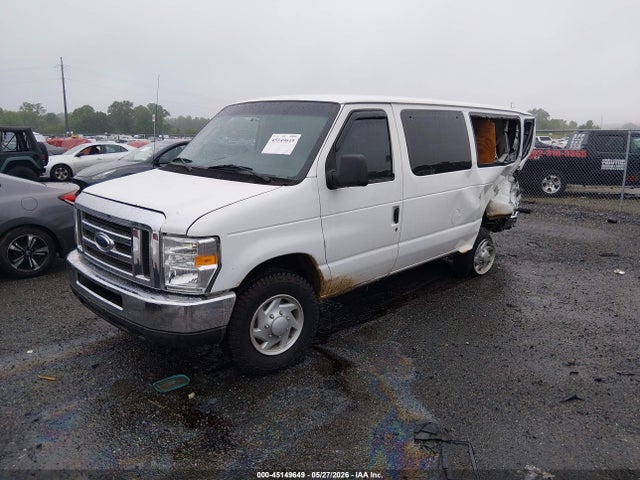 Ford E-350 Xlt