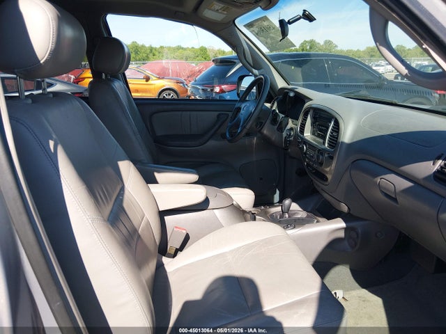 Toyota Sequoia Limited V8