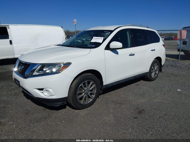 Nissan Pathfinder Sv