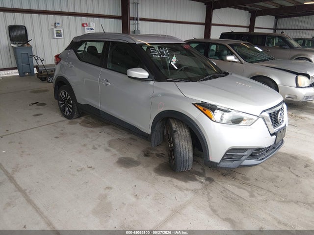 Salvage Nissan Kicks Image