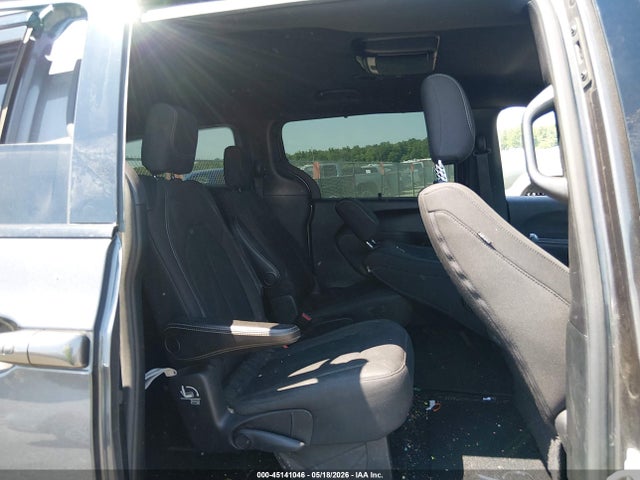 Chrysler Pacifica Touring Plus