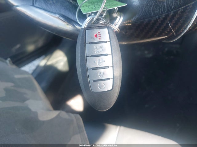 INFINITI Q60 2.0t