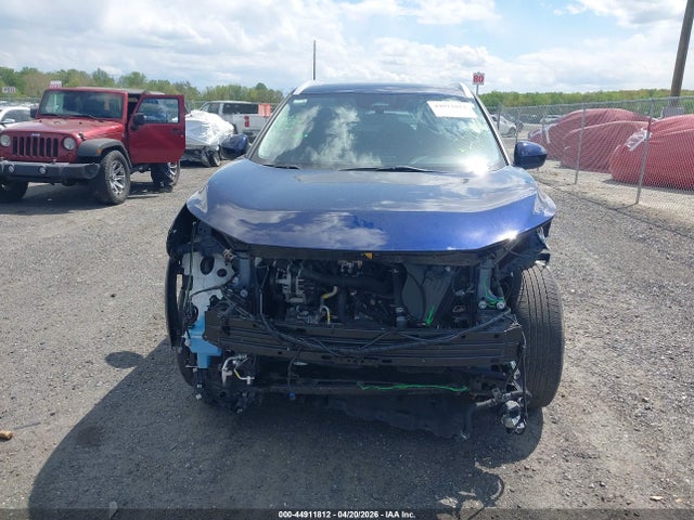 Nissan Rogue Sv Intelligent Awd