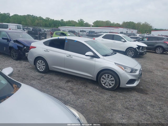 Salvage Hyundai ACCENT Image