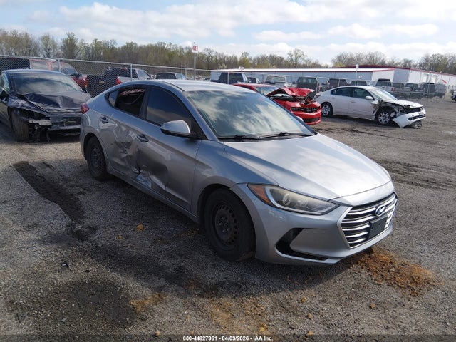 Salvage Hyundai ELANTRA Image