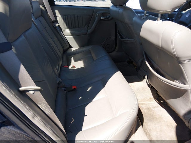 Saturn L200
