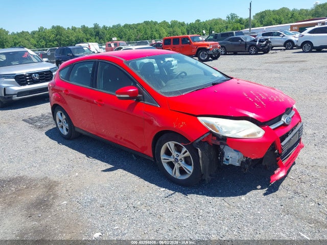 Salvage Ford Focus Image