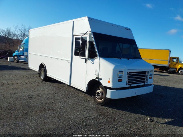 Salvage Ford Econoline Image