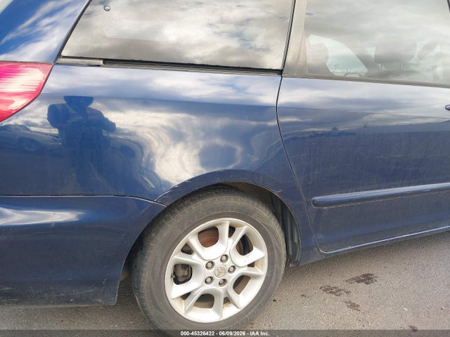 Toyota Sienna Xle