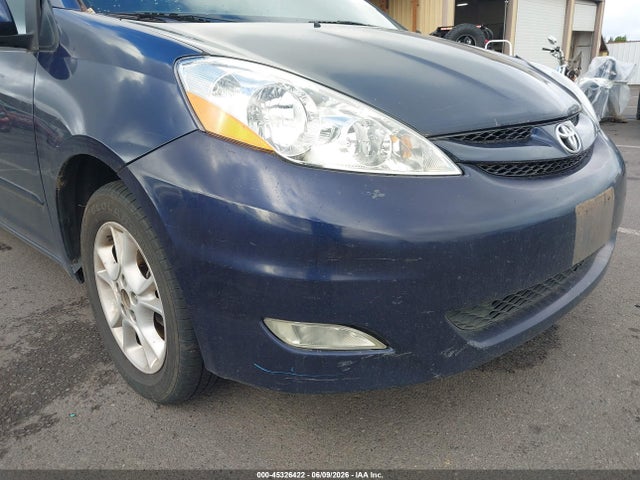 Toyota Sienna Xle