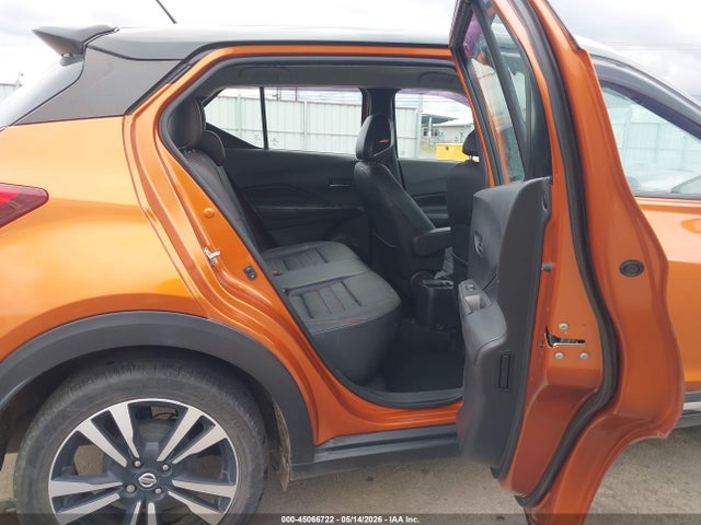 Nissan Kicks Sr
