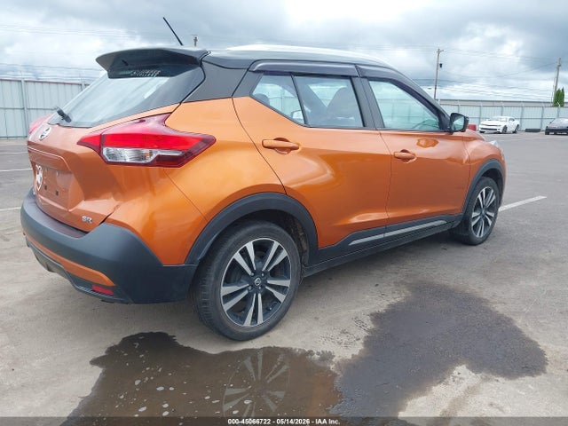 Nissan Kicks Sr