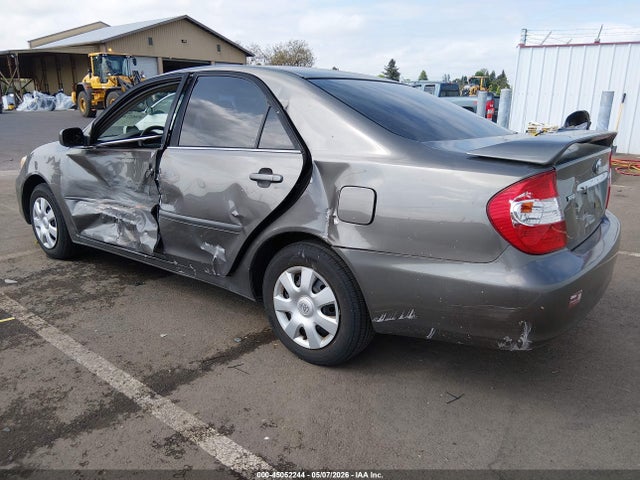Toyota Camry Le