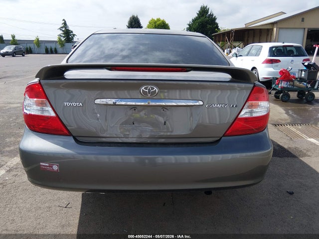 Toyota Camry Le