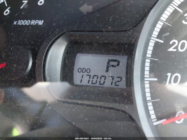 Toyota Sienna Le V6 8 Passenger