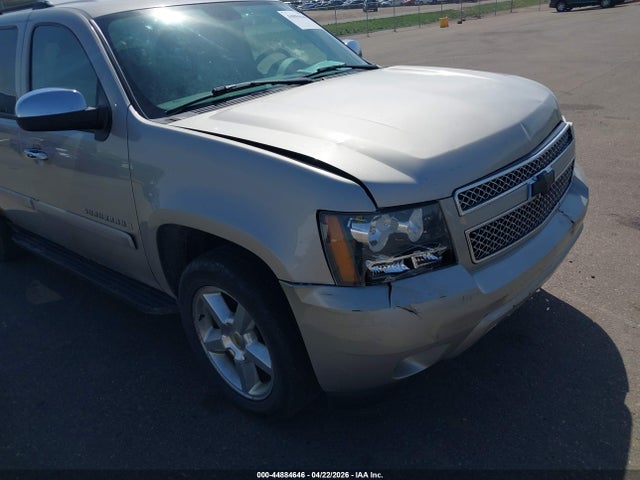 Chevrolet Suburban 1500 Ltz