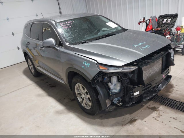 Salvage Hyundai SANTA FE Image