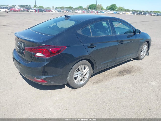 Hyundai ELANTRA Sel